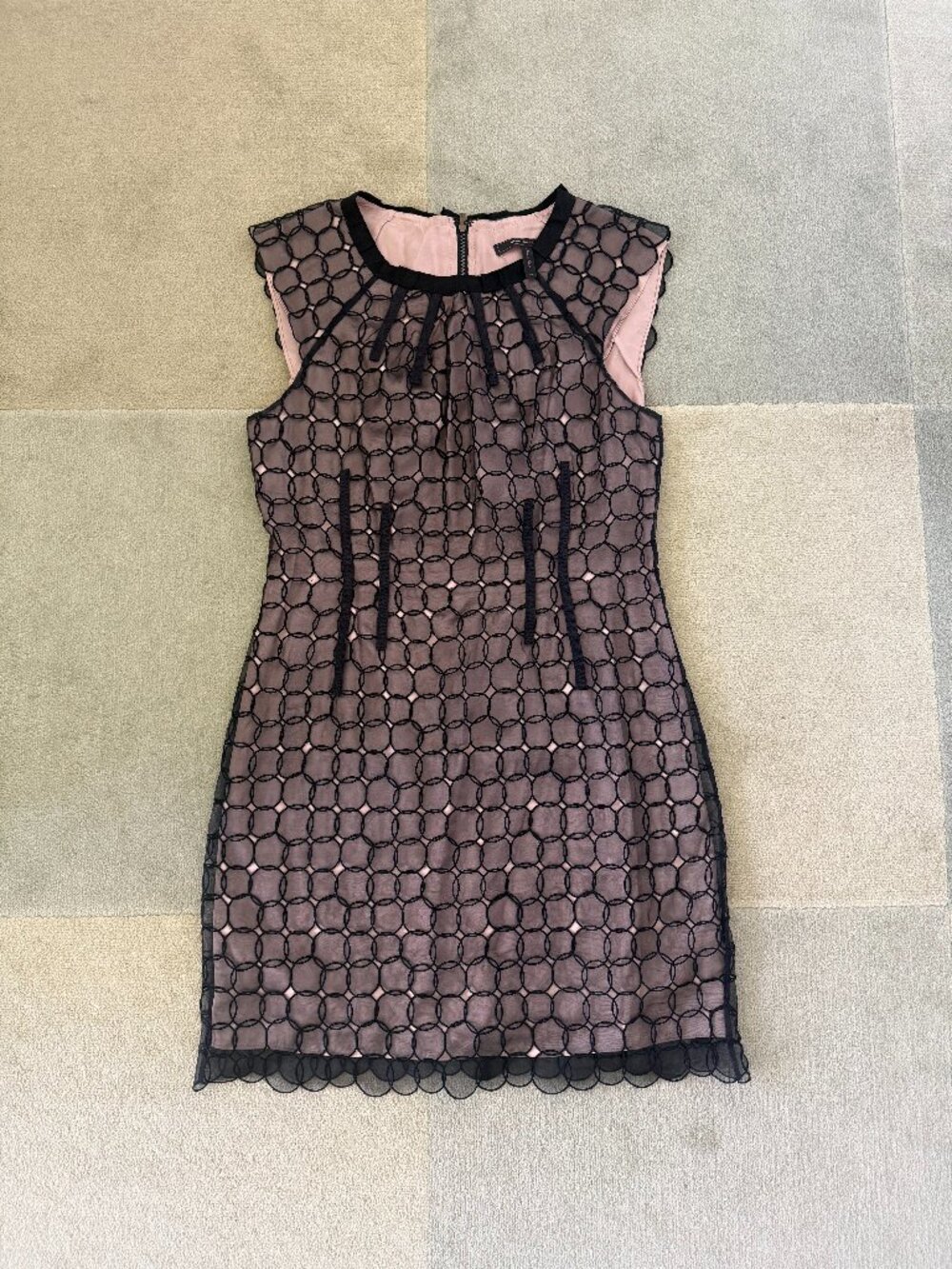 BCBG MaxAzria Black & Nude Cocktail Evening Sheath Dress - Size 8